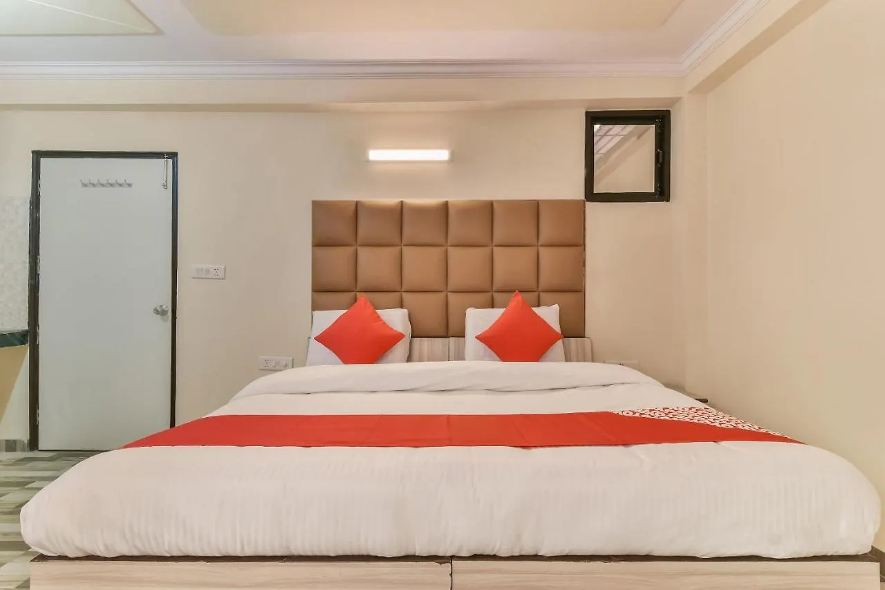 Oyo Hotel Clink New Delhi India